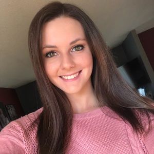 Meet your Posher, Raeann